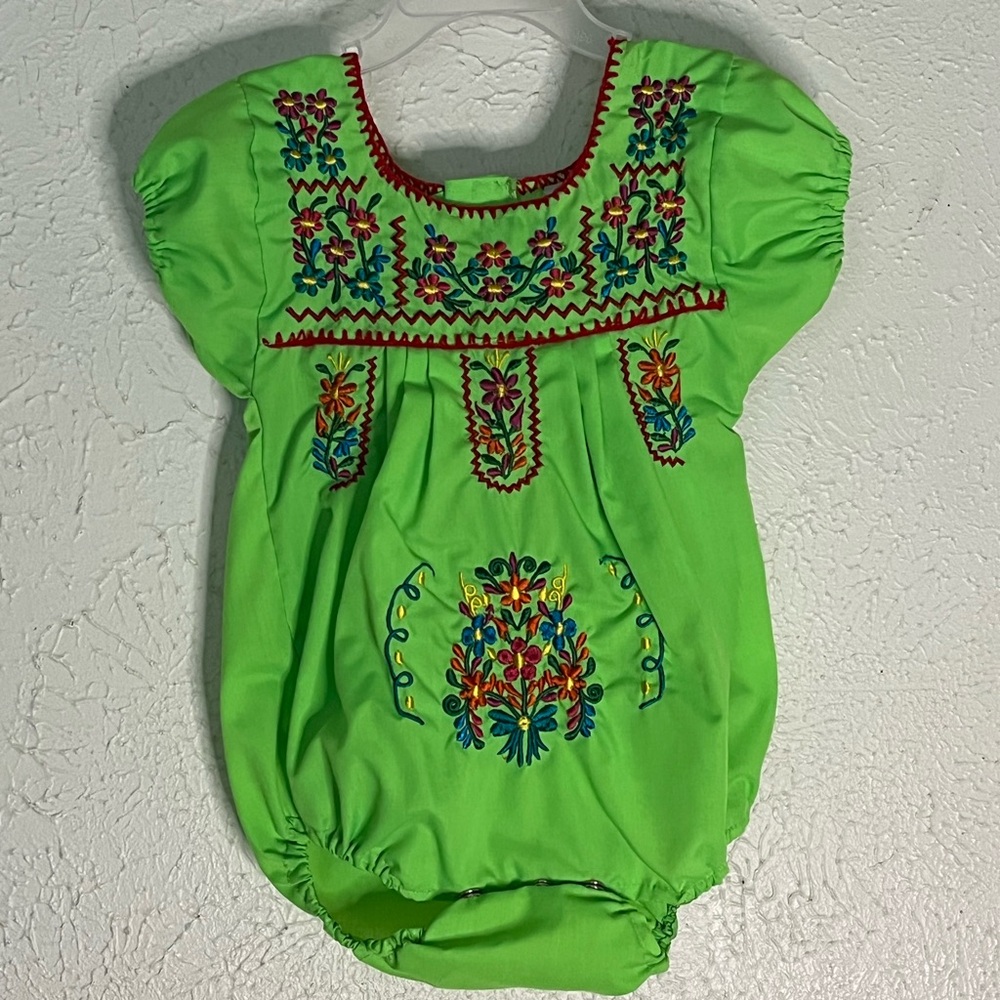 Embroidered Onesie Sz 18mo.
